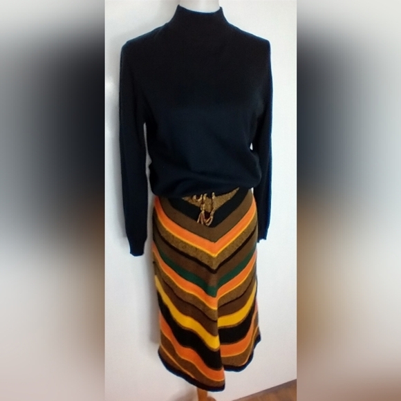 SLOVHUUS BLACK MOCK TURTLE NECK - Picture 1 of 6